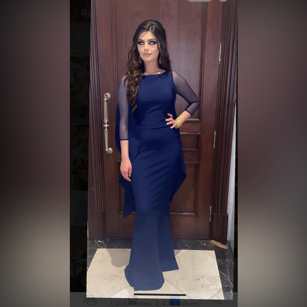 Chiara Boni La Petite Robe Kacey Illusion-Sleeve Cape Gown